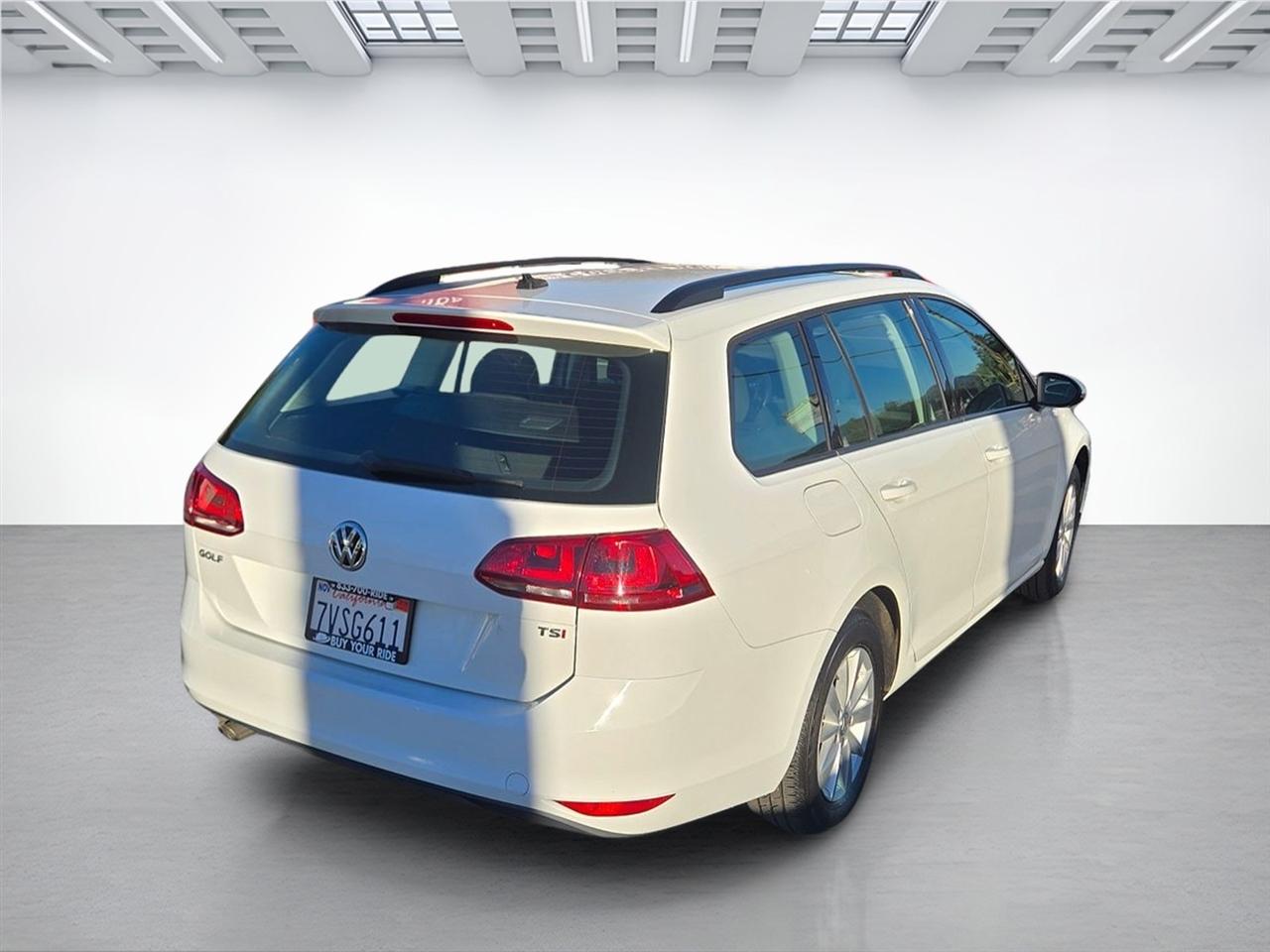 Volkswagen Golf SportWagen  2017