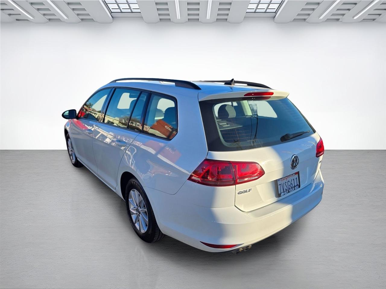 Volkswagen Golf SportWagen  2017