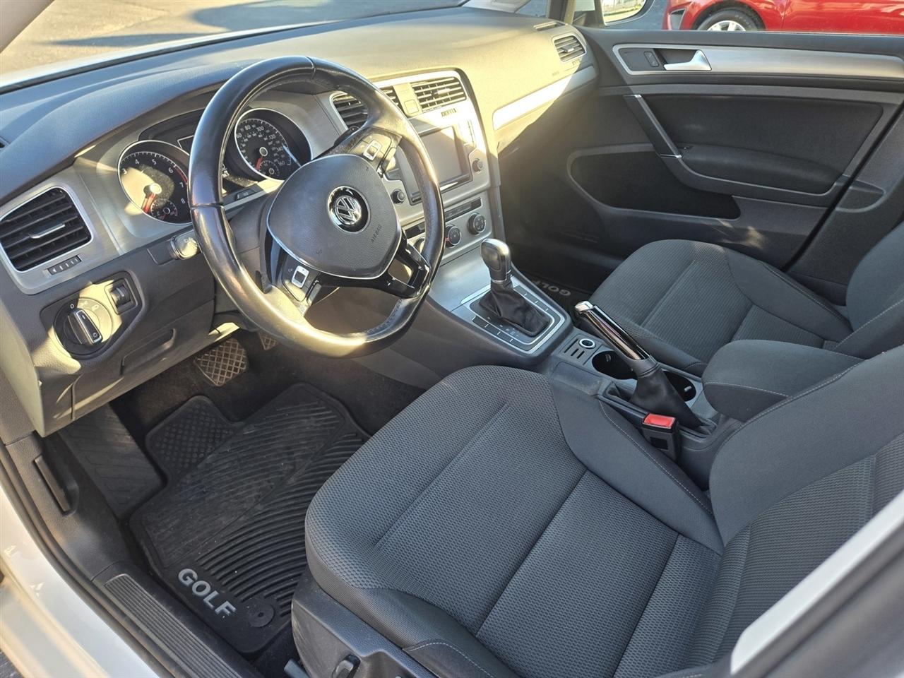 Volkswagen Golf SportWagen  2017