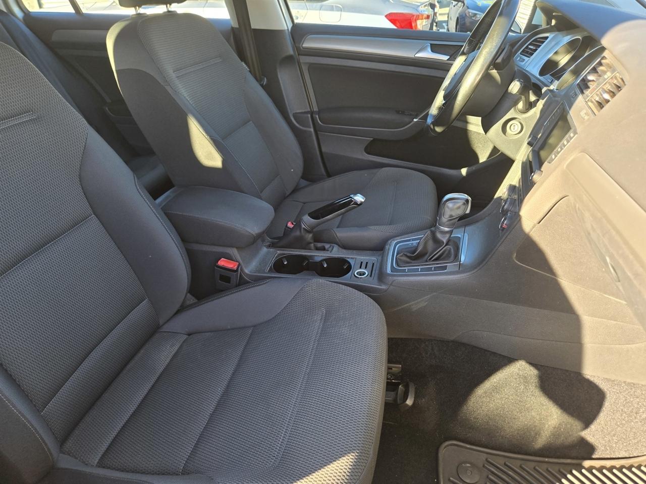 Volkswagen Golf SportWagen  2017