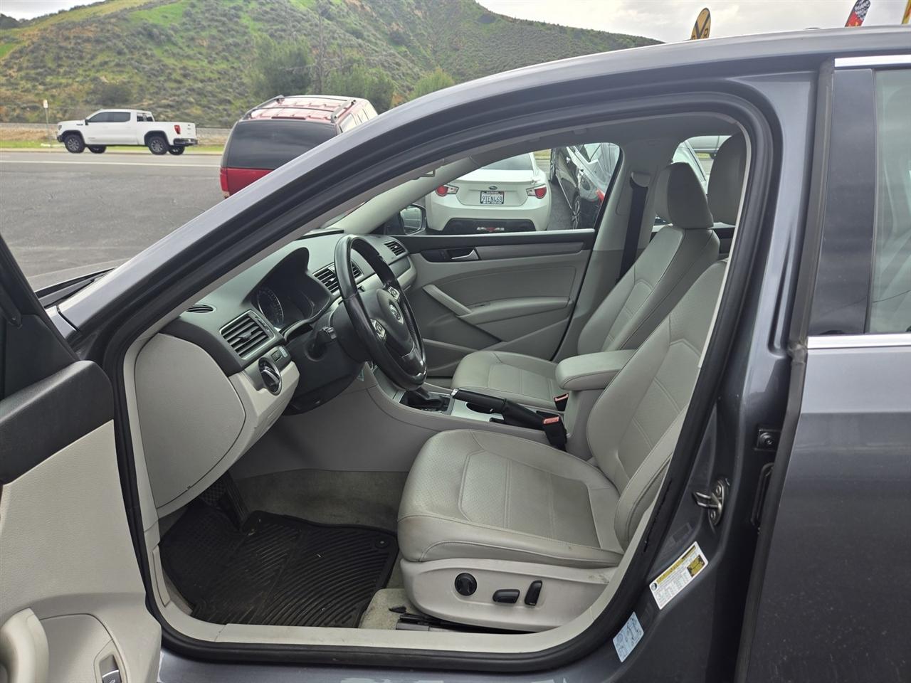 Volkswagen Passat  2014