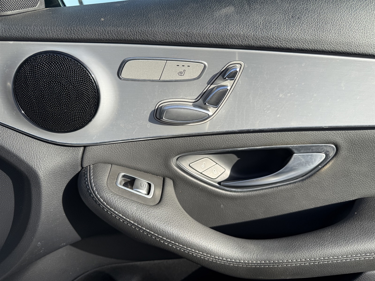 Mercedes-Benz C-Class C300 2019