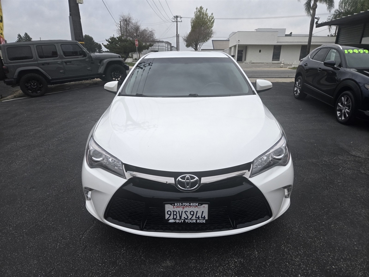 Toyota Camry  2017