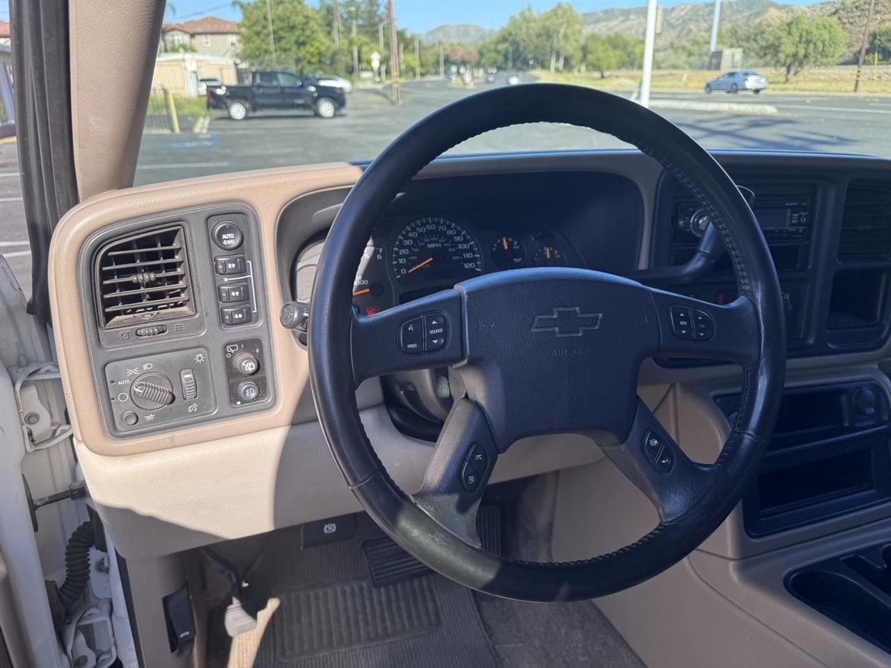 Chevrolet Tahoe  2003