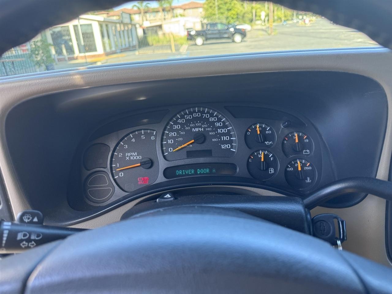 Chevrolet Tahoe  2003