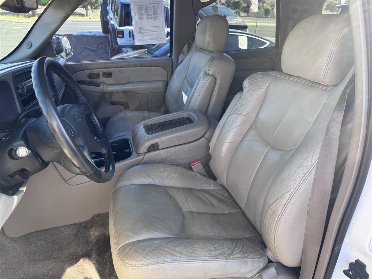 Chevrolet Tahoe  2003