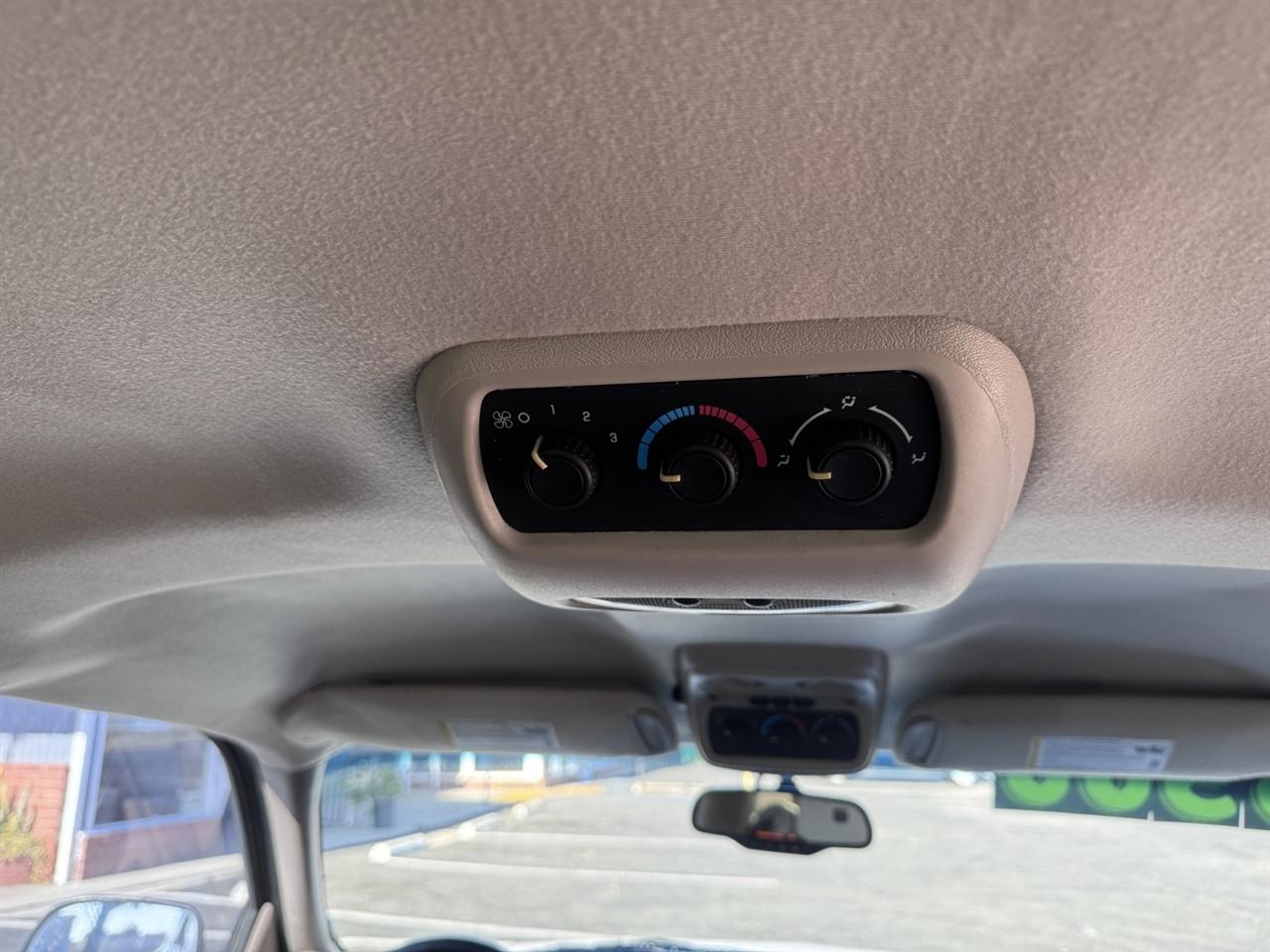 Chevrolet Tahoe  2003