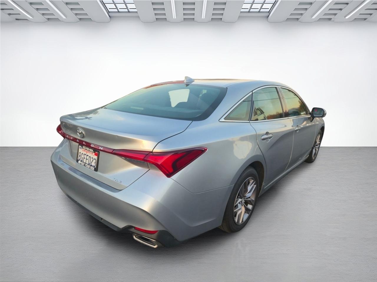 Toyota Avalon  2019