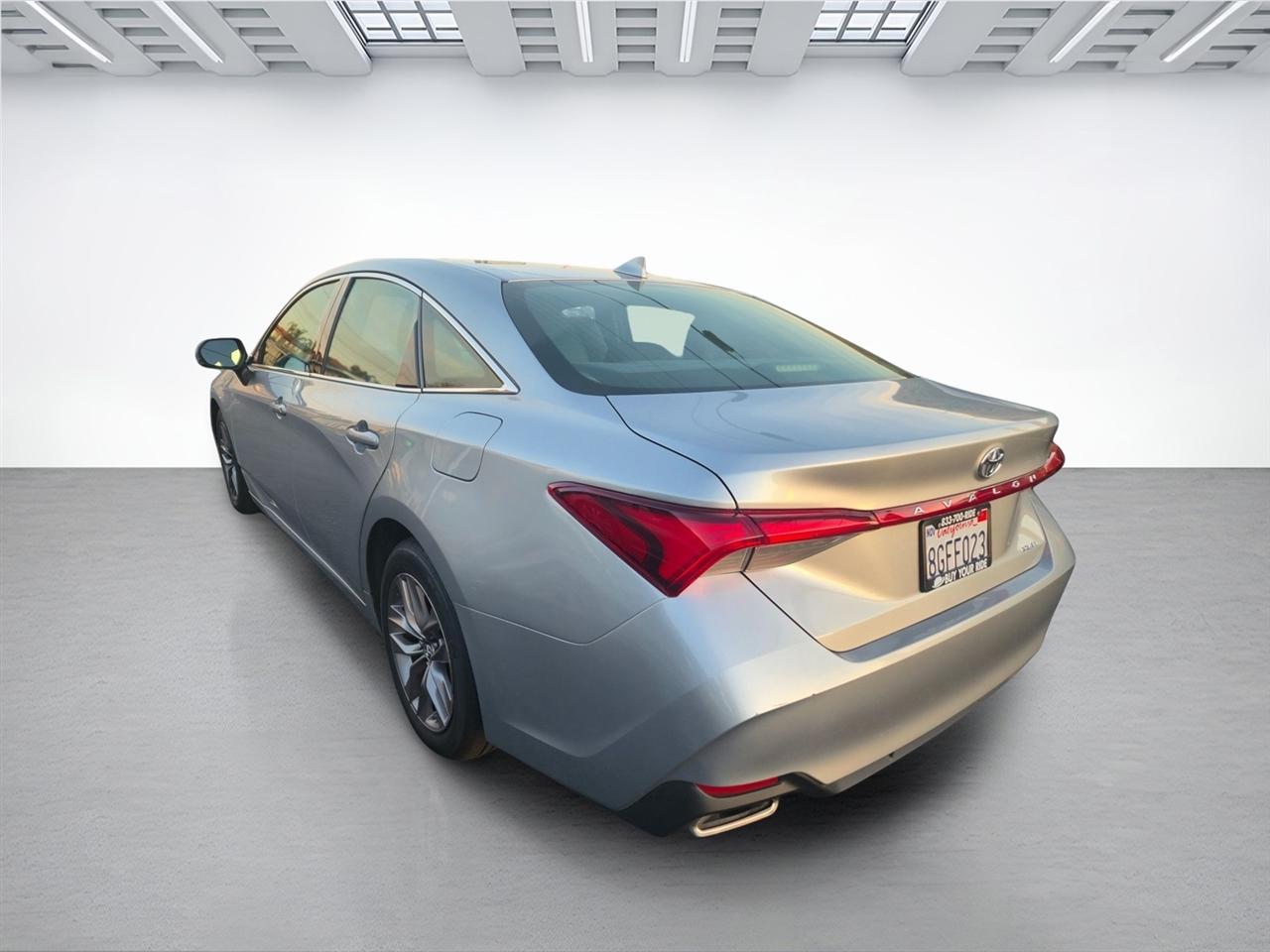 Toyota Avalon  2019