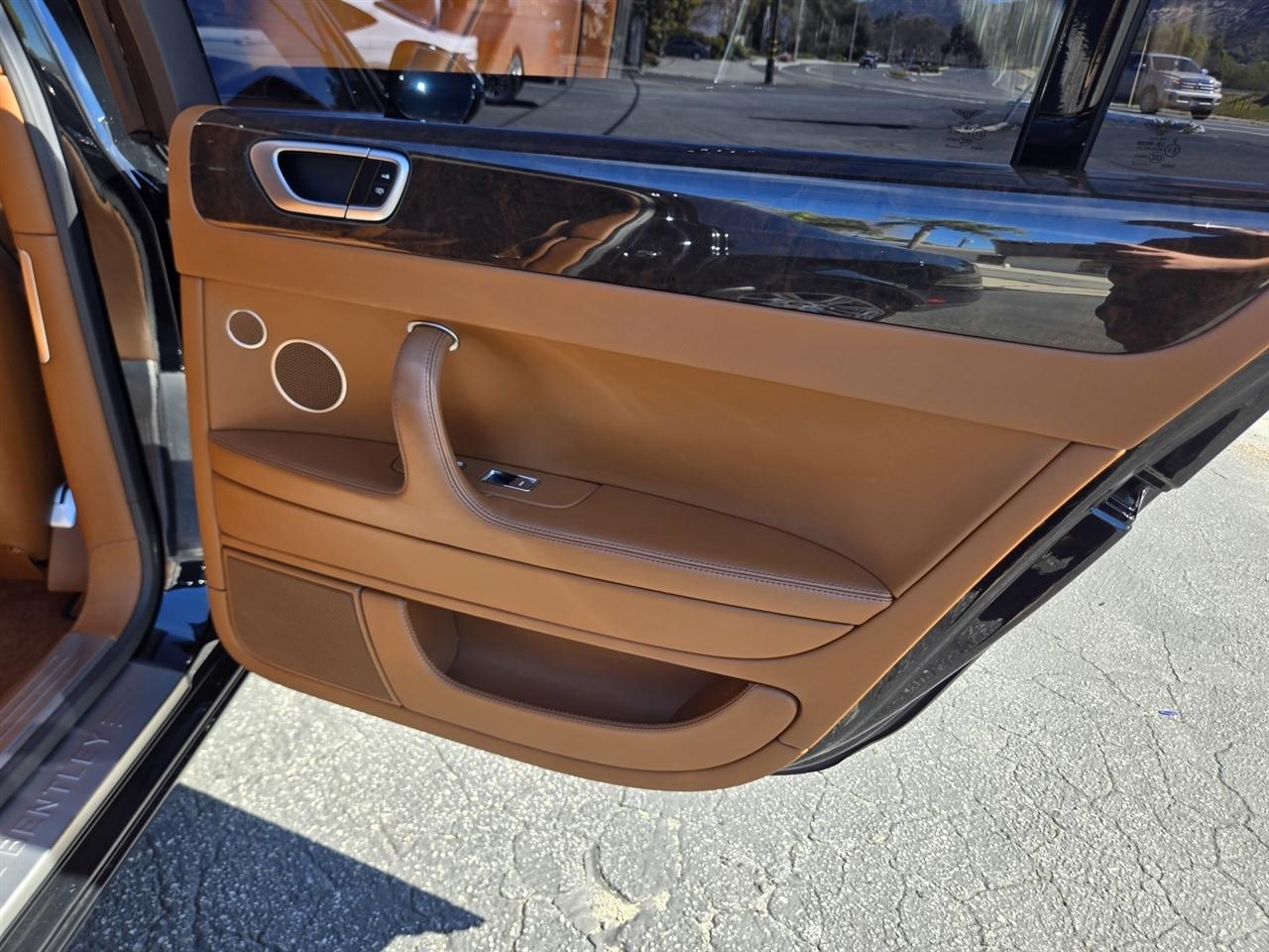 Bentley Continental Flying Spur  2012