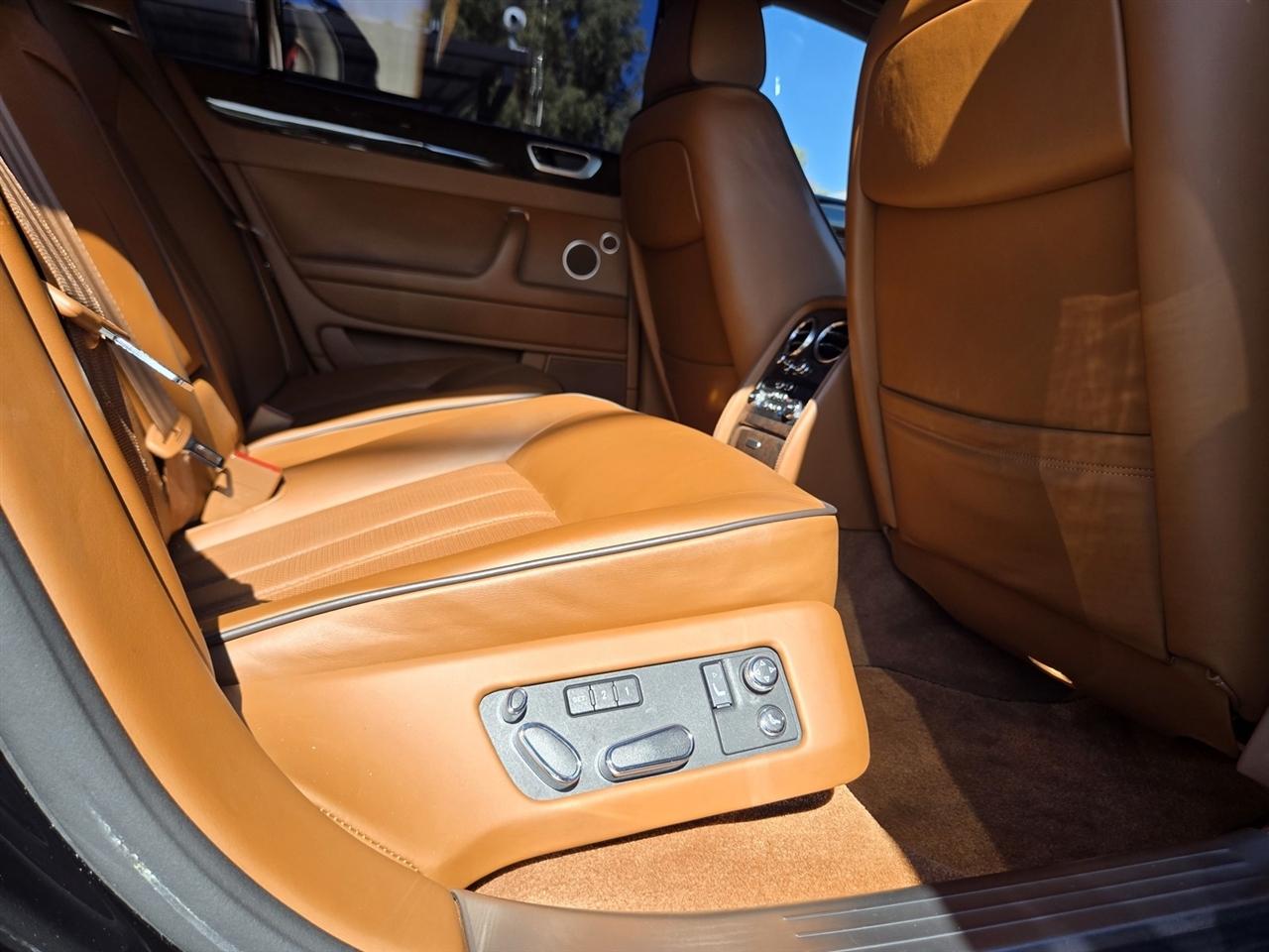 Bentley Continental Flying Spur  2012