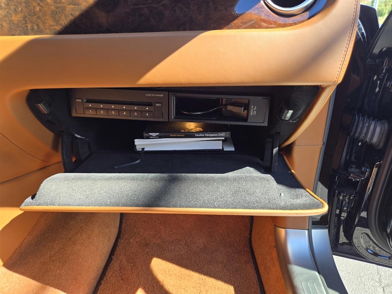 Bentley Continental Flying Spur  2012