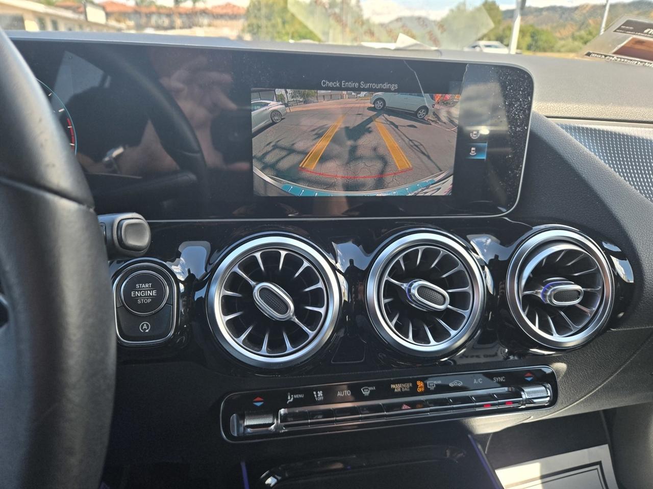 Mercedes-Benz GLA  2021