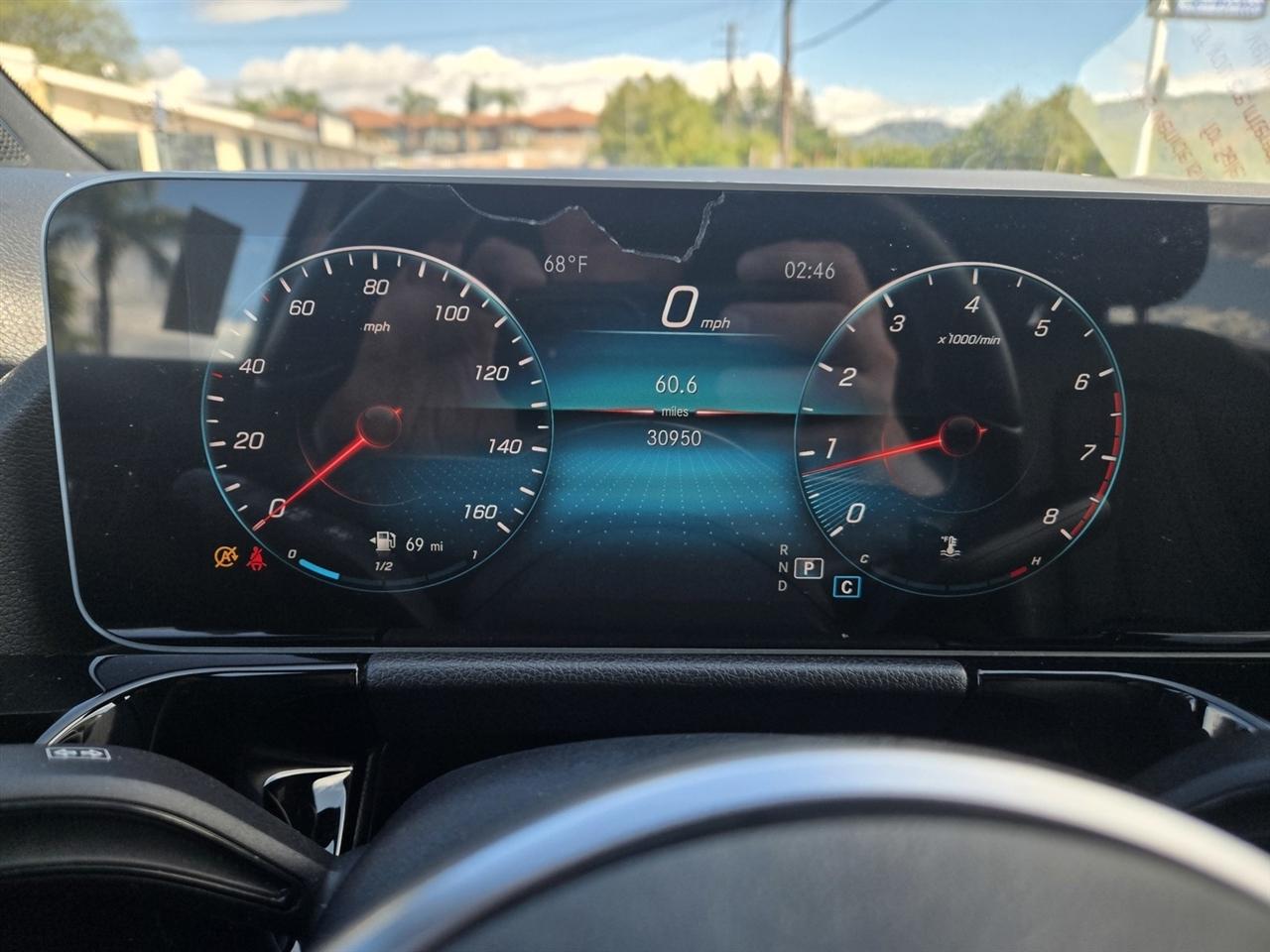 Mercedes-Benz GLA  2021