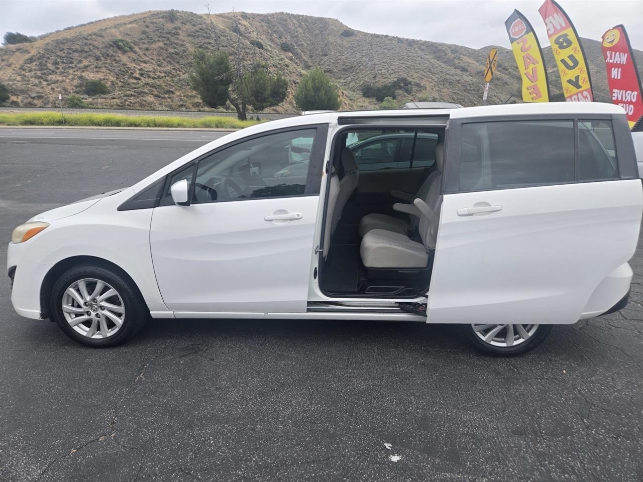 Mazda MAZDA5  2012