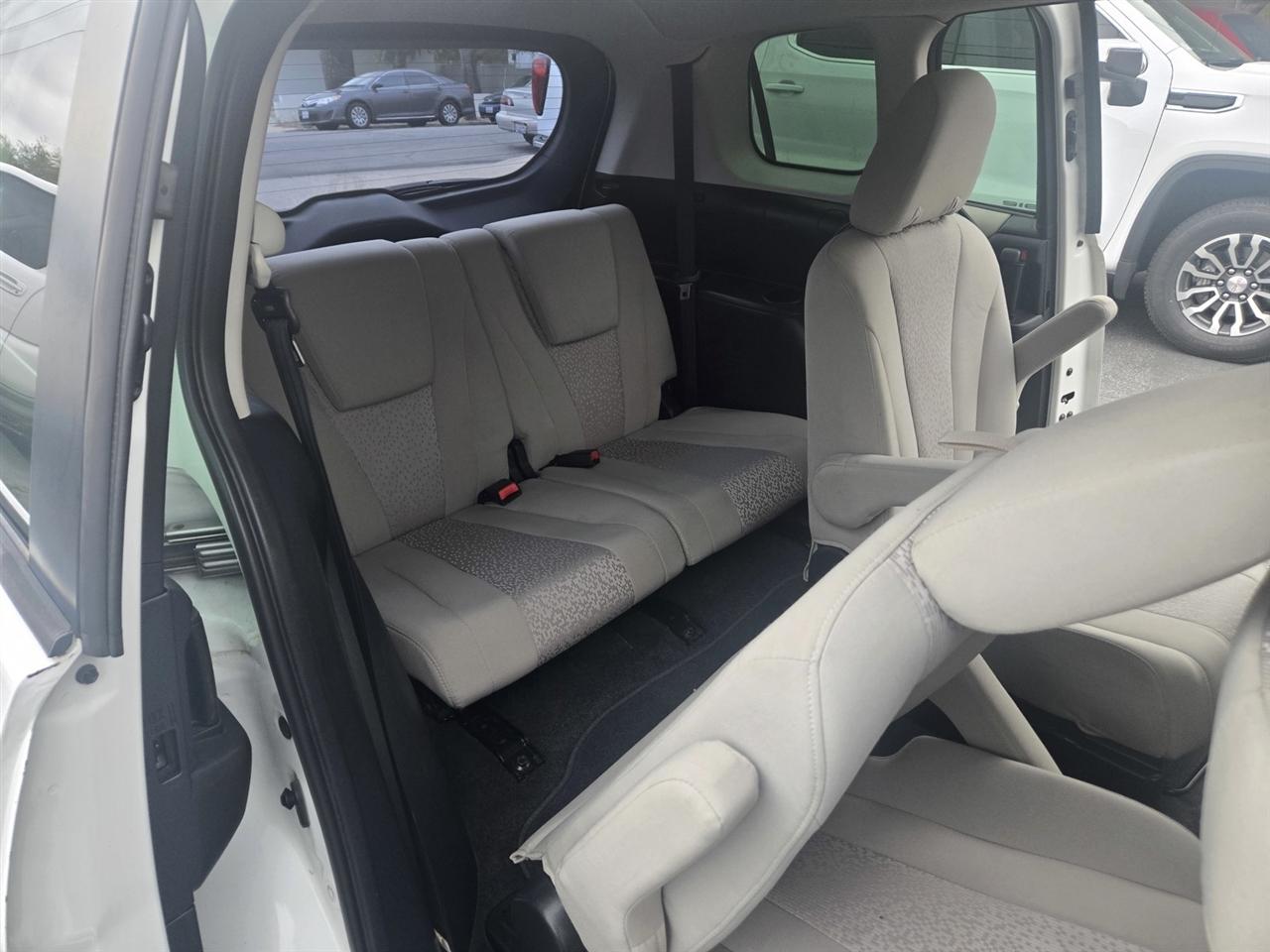 Mazda MAZDA5  2012