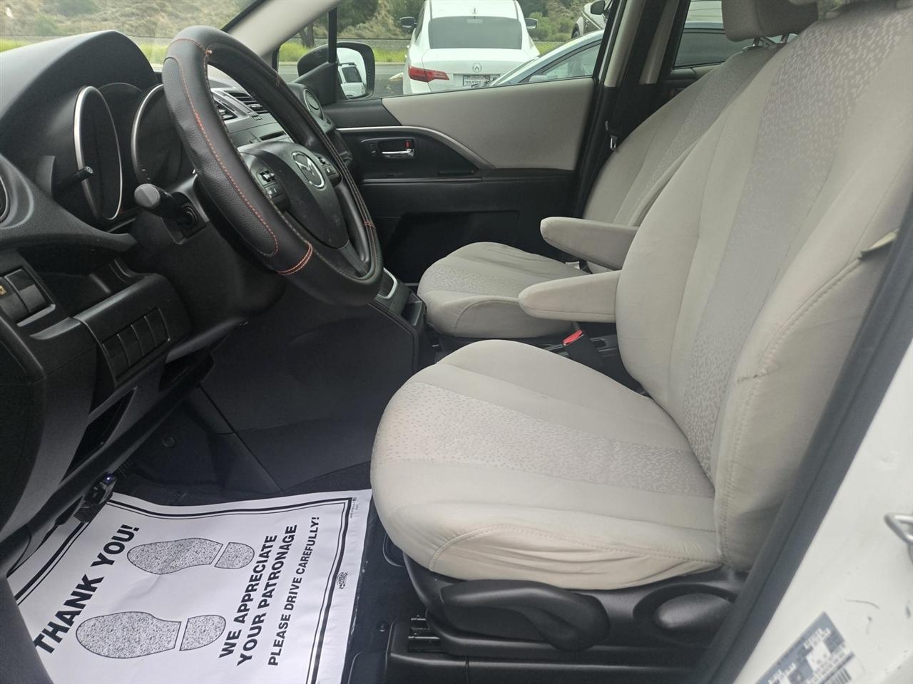 Mazda MAZDA5  2012
