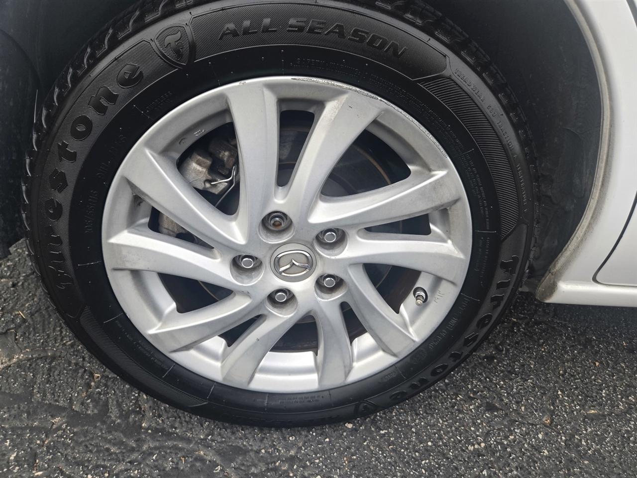 Mazda MAZDA5  2012