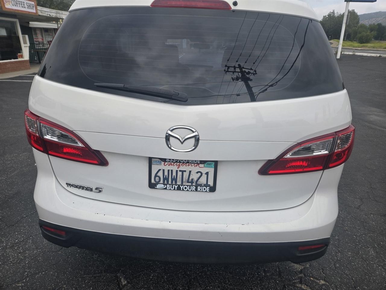 Mazda MAZDA5 Sport 2012