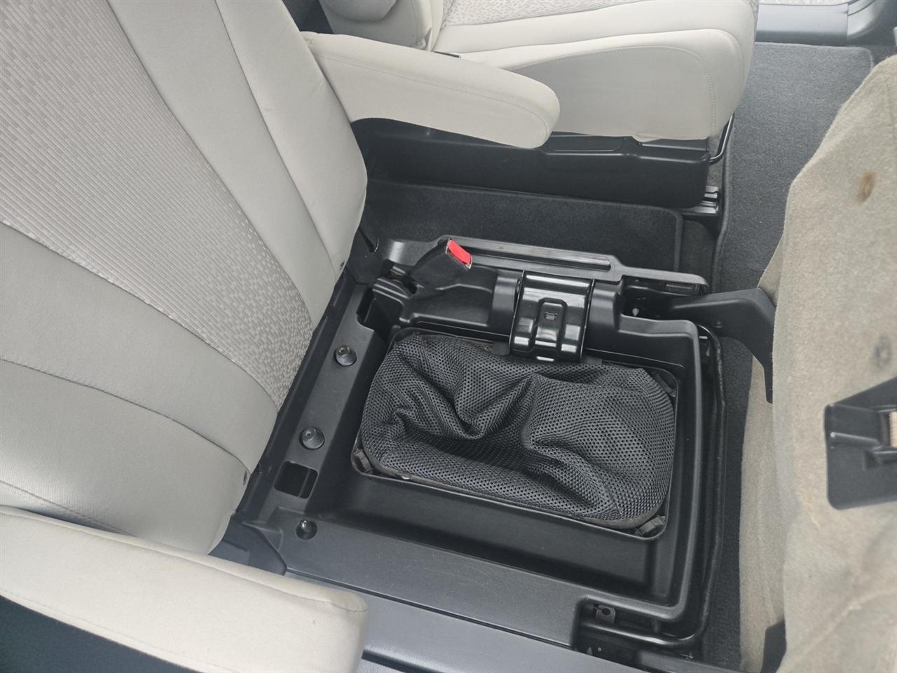 Mazda MAZDA5 Sport 2012