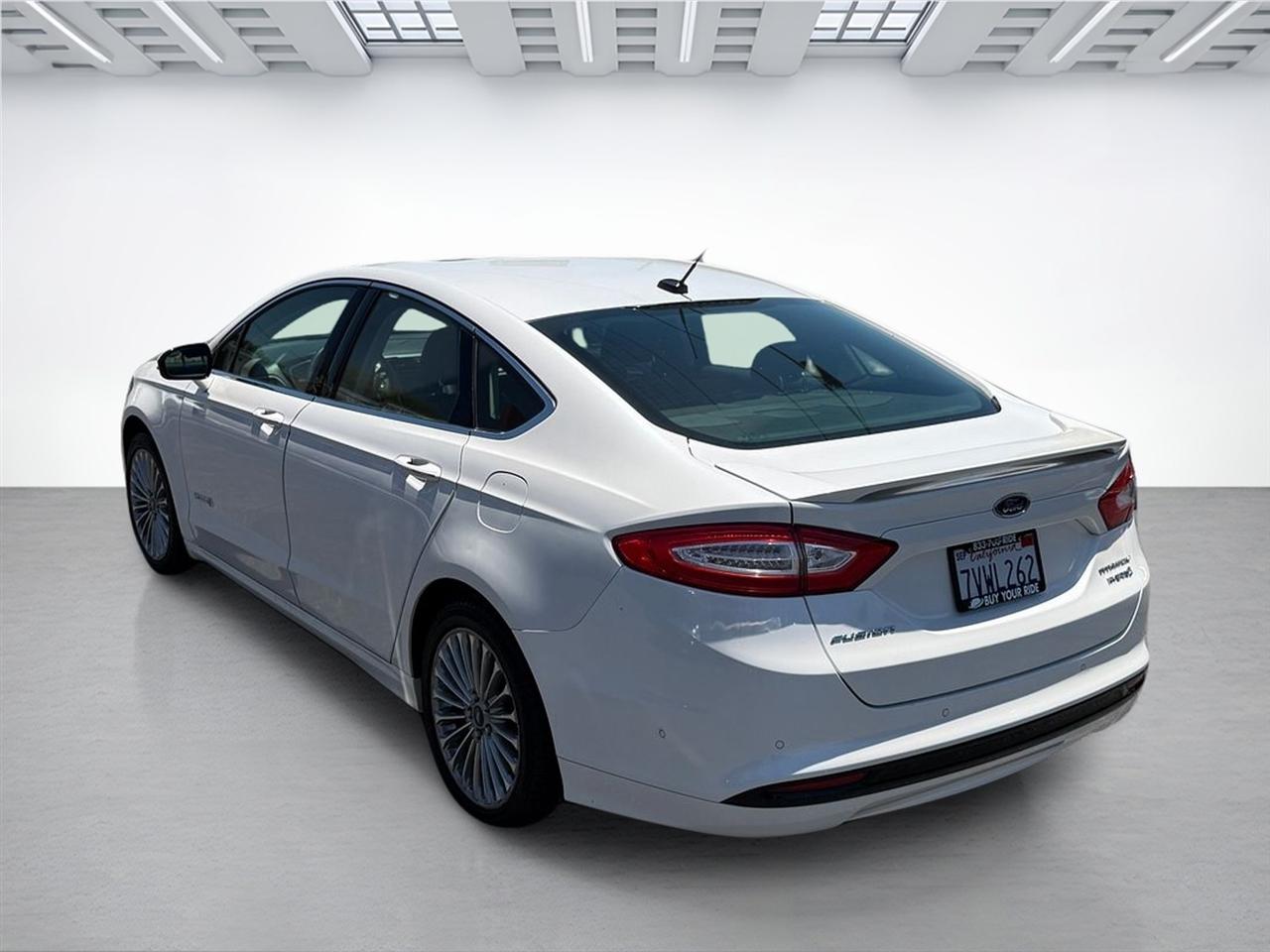Ford Fusion  2013