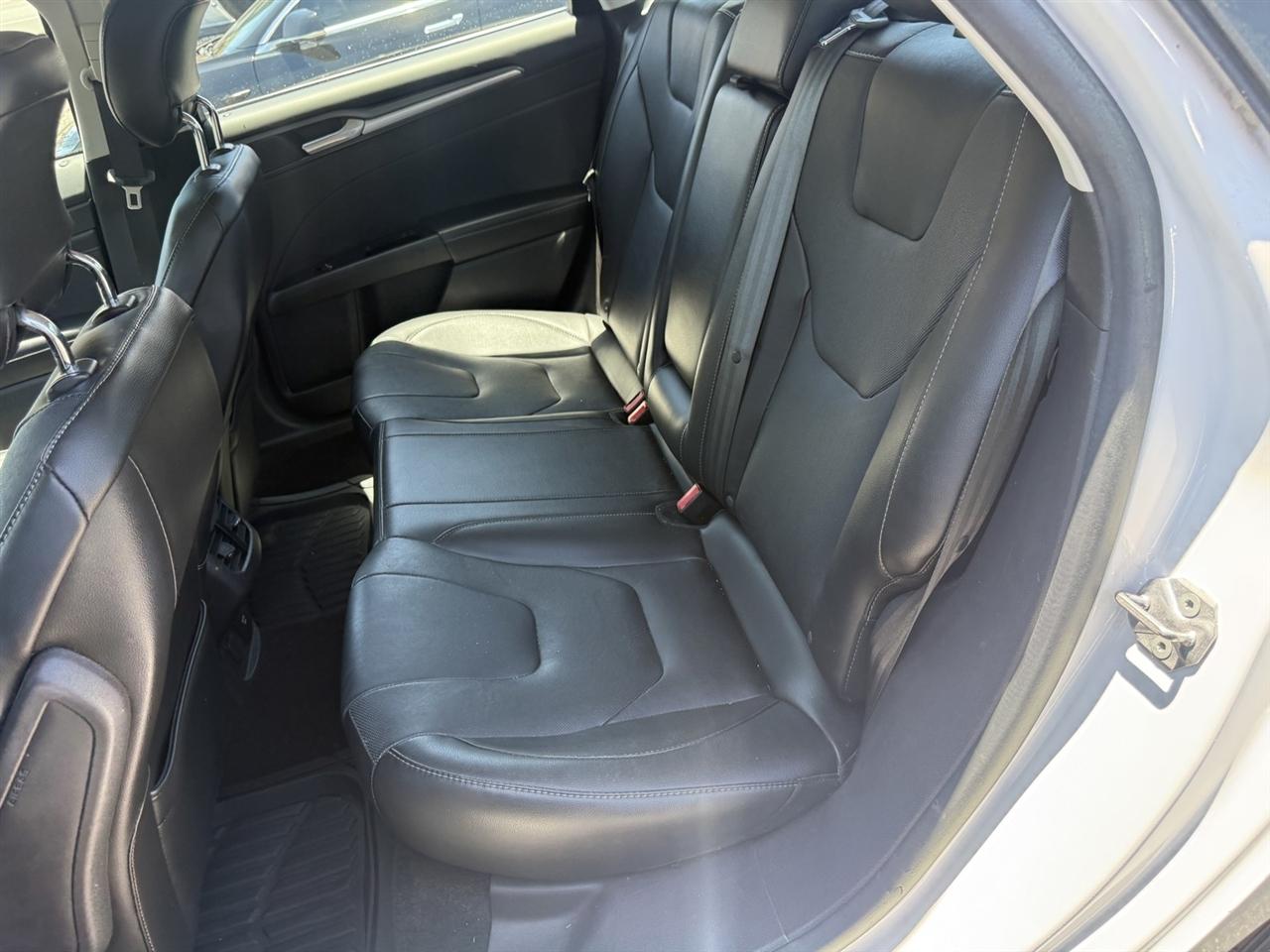 Ford Fusion  2013