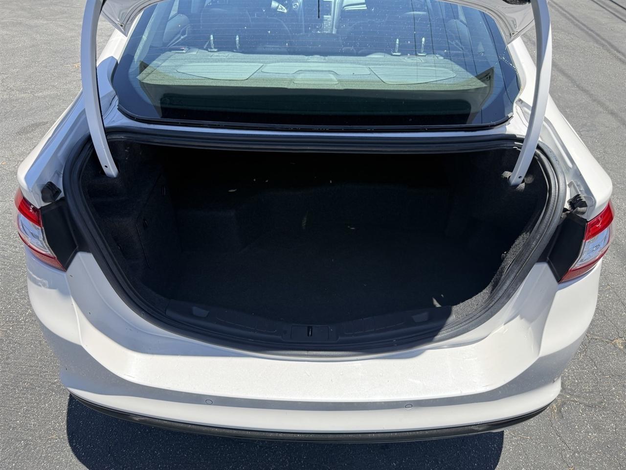 Ford Fusion  2013