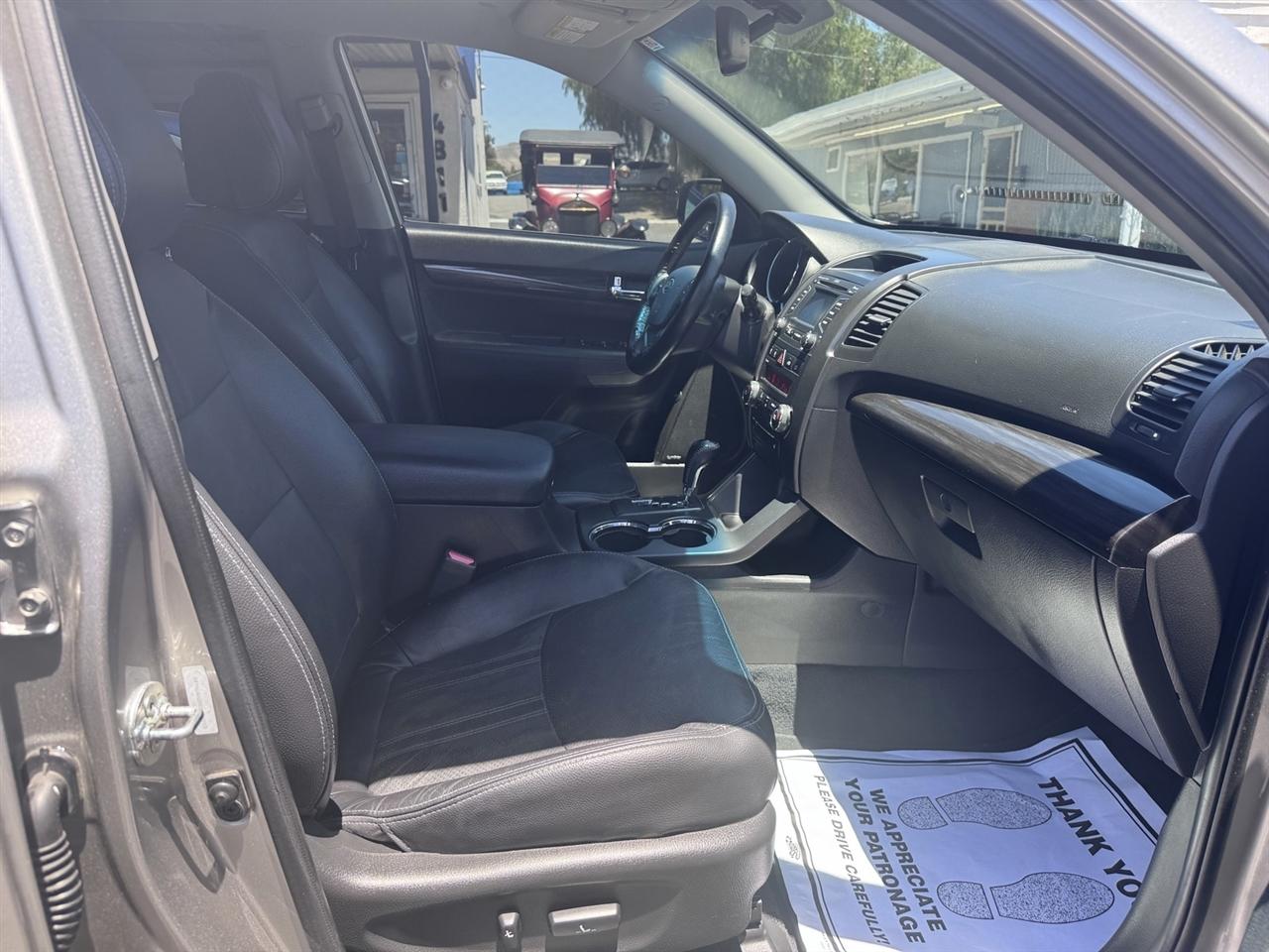 Kia Sorento  2013