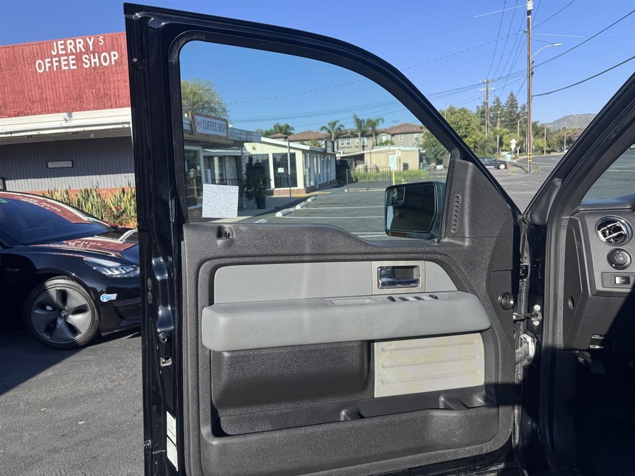 Ford F-150  2011