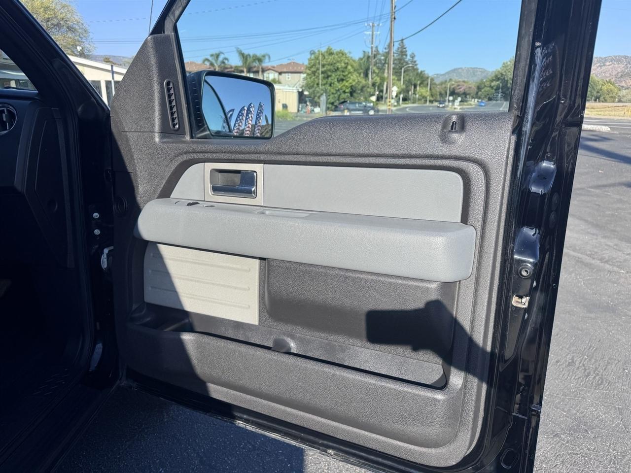 Ford F-150  2011