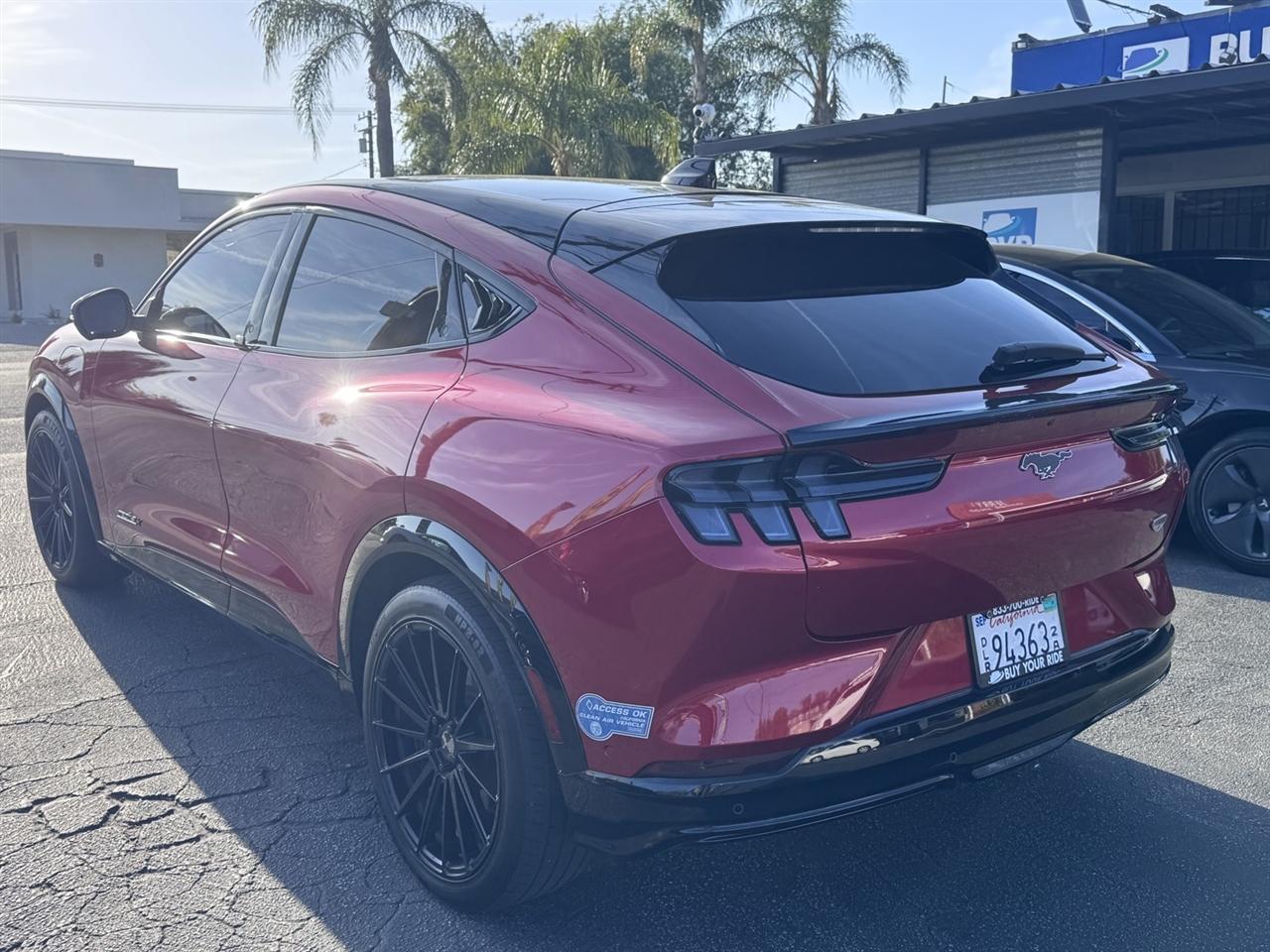 Ford Mustang Mach-E  2021