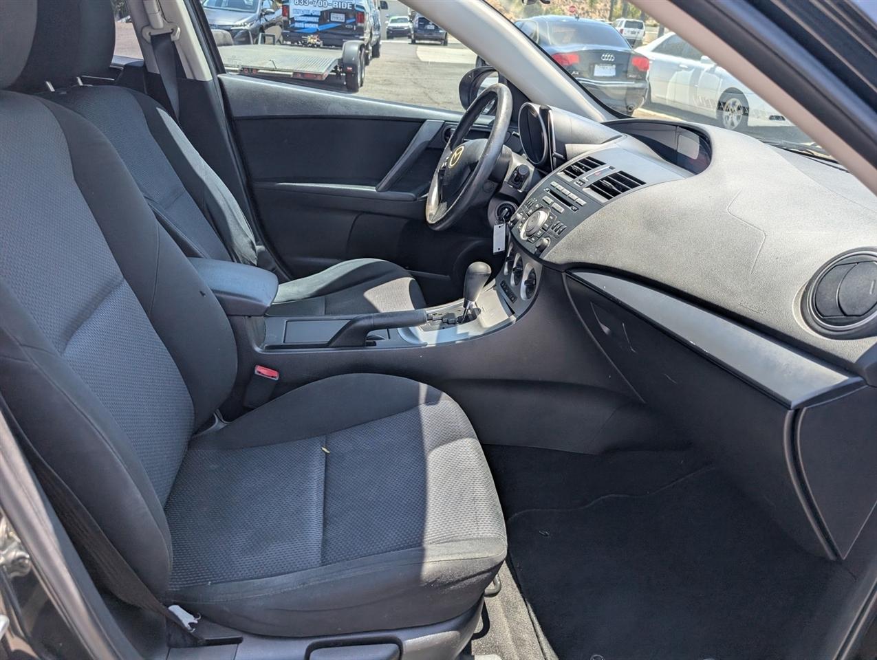 Mazda MAZDA3  2010
