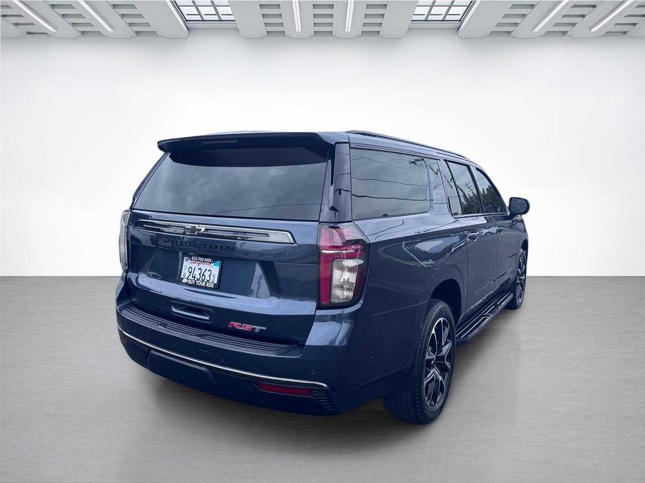 Chevrolet Suburban  2021