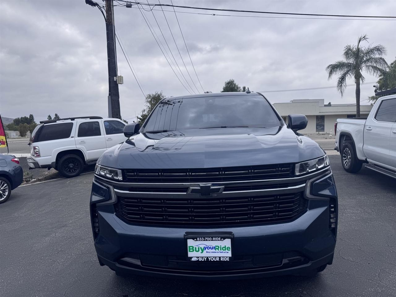 Chevrolet Suburban  2021