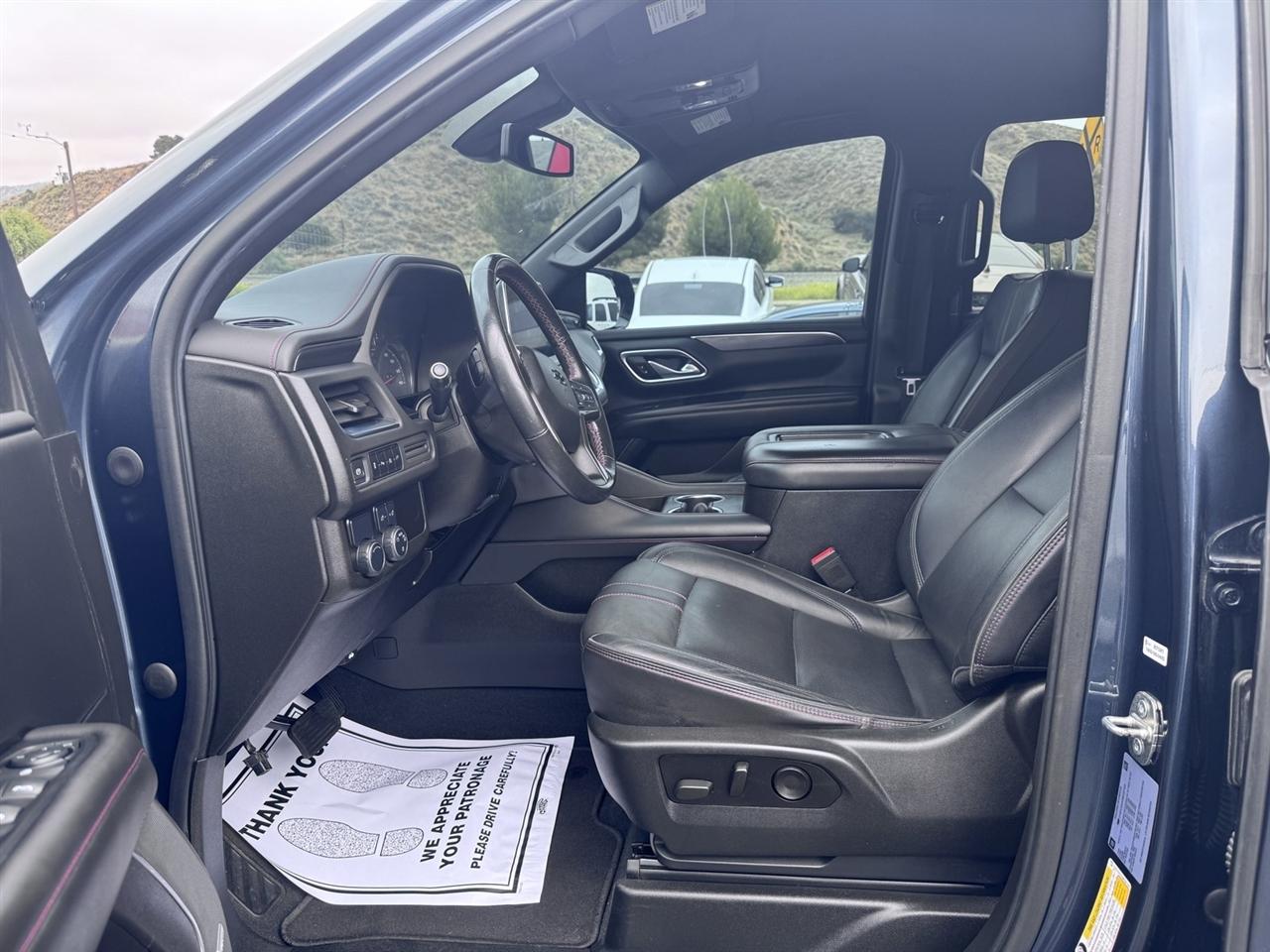 Chevrolet Suburban  2021