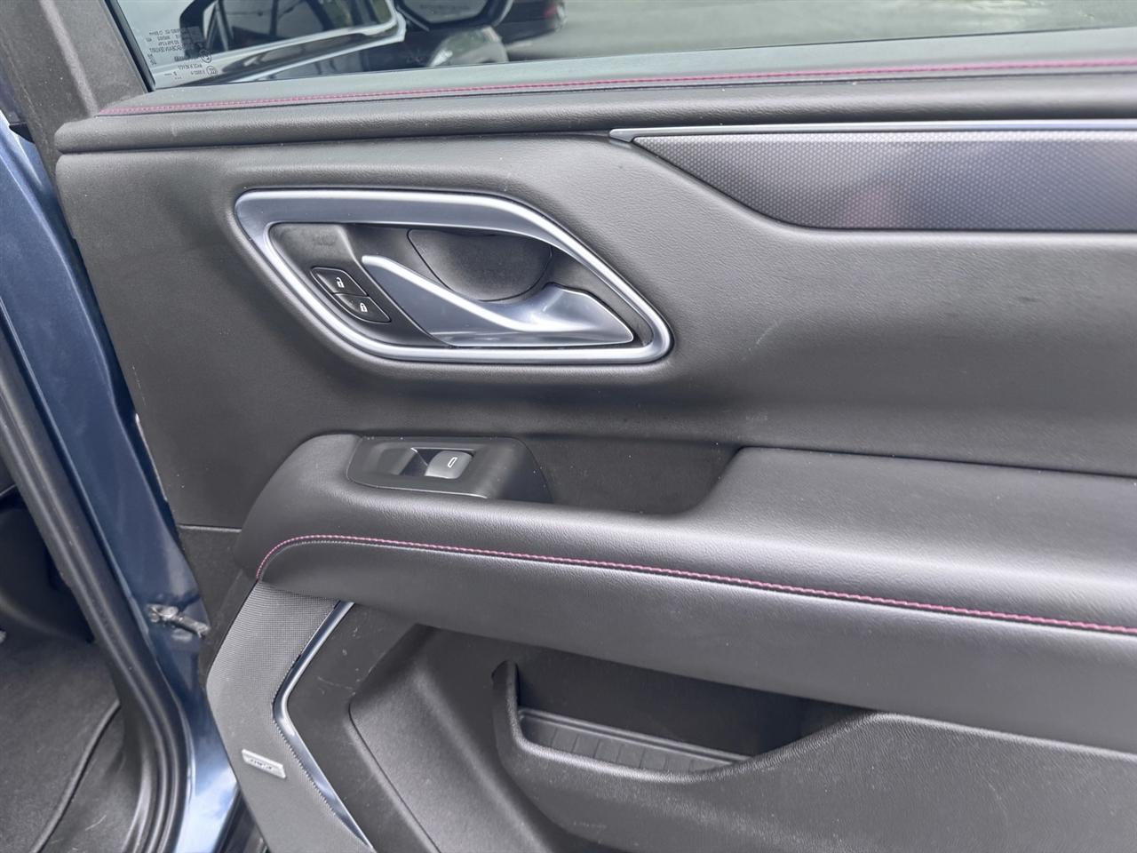 Chevrolet Suburban  2021
