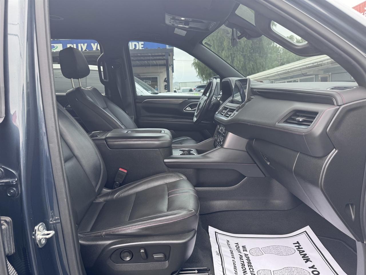 Chevrolet Suburban  2021