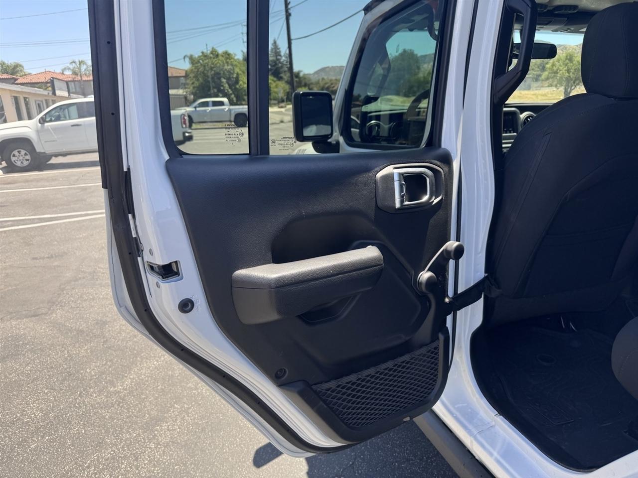 Jeep Wrangler  2023