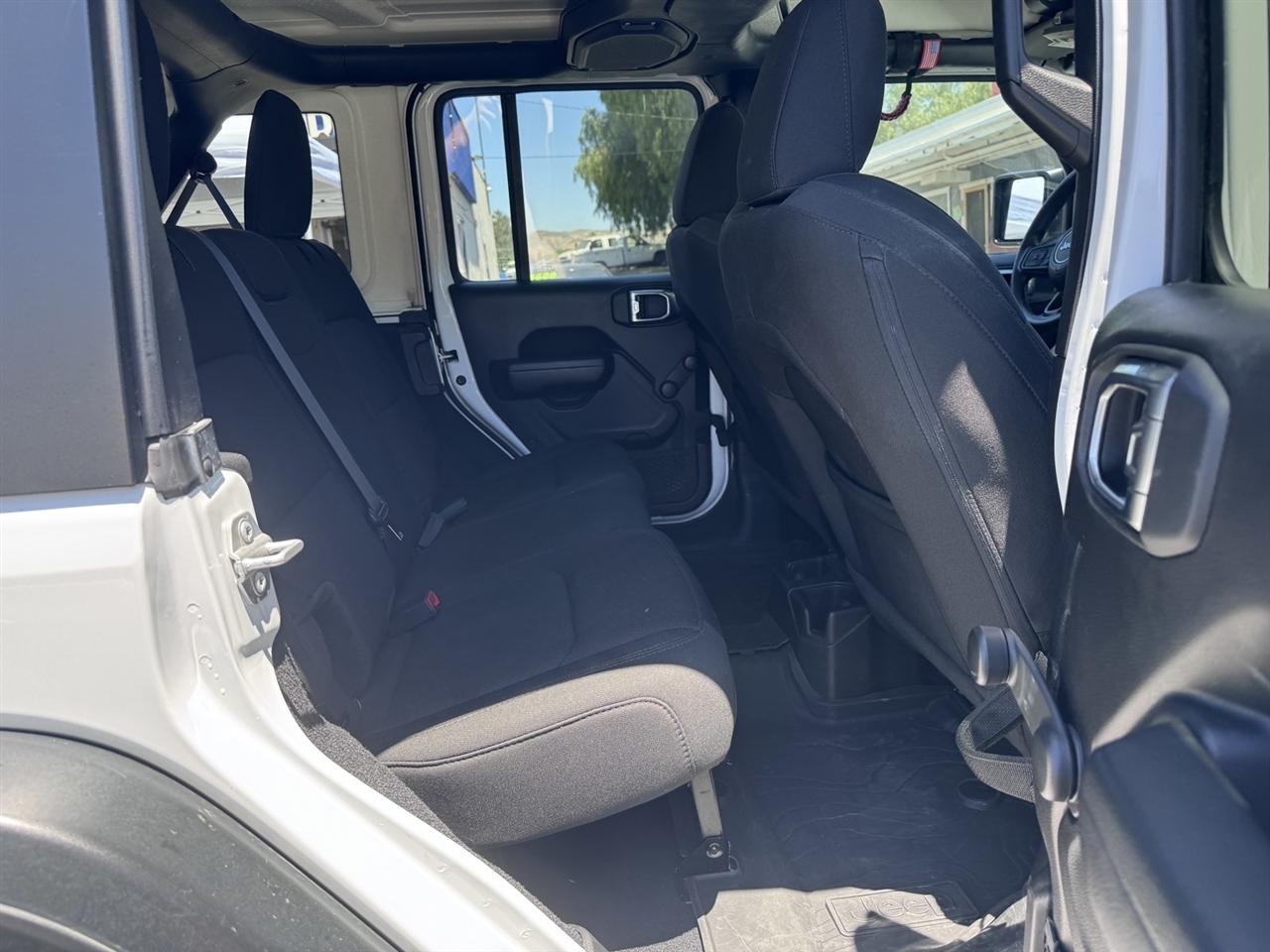 Jeep Wrangler  2023