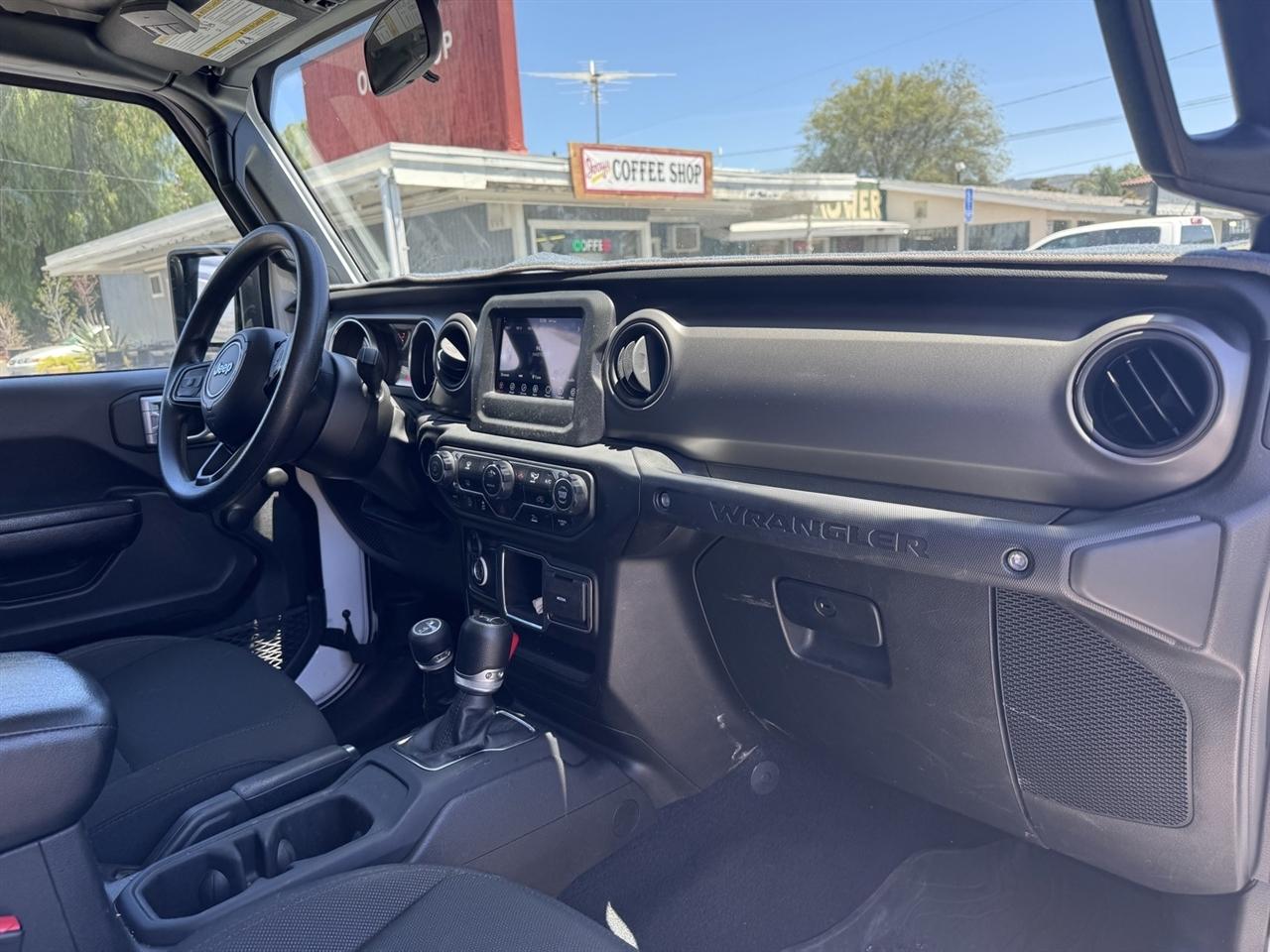 Jeep Wrangler  2023