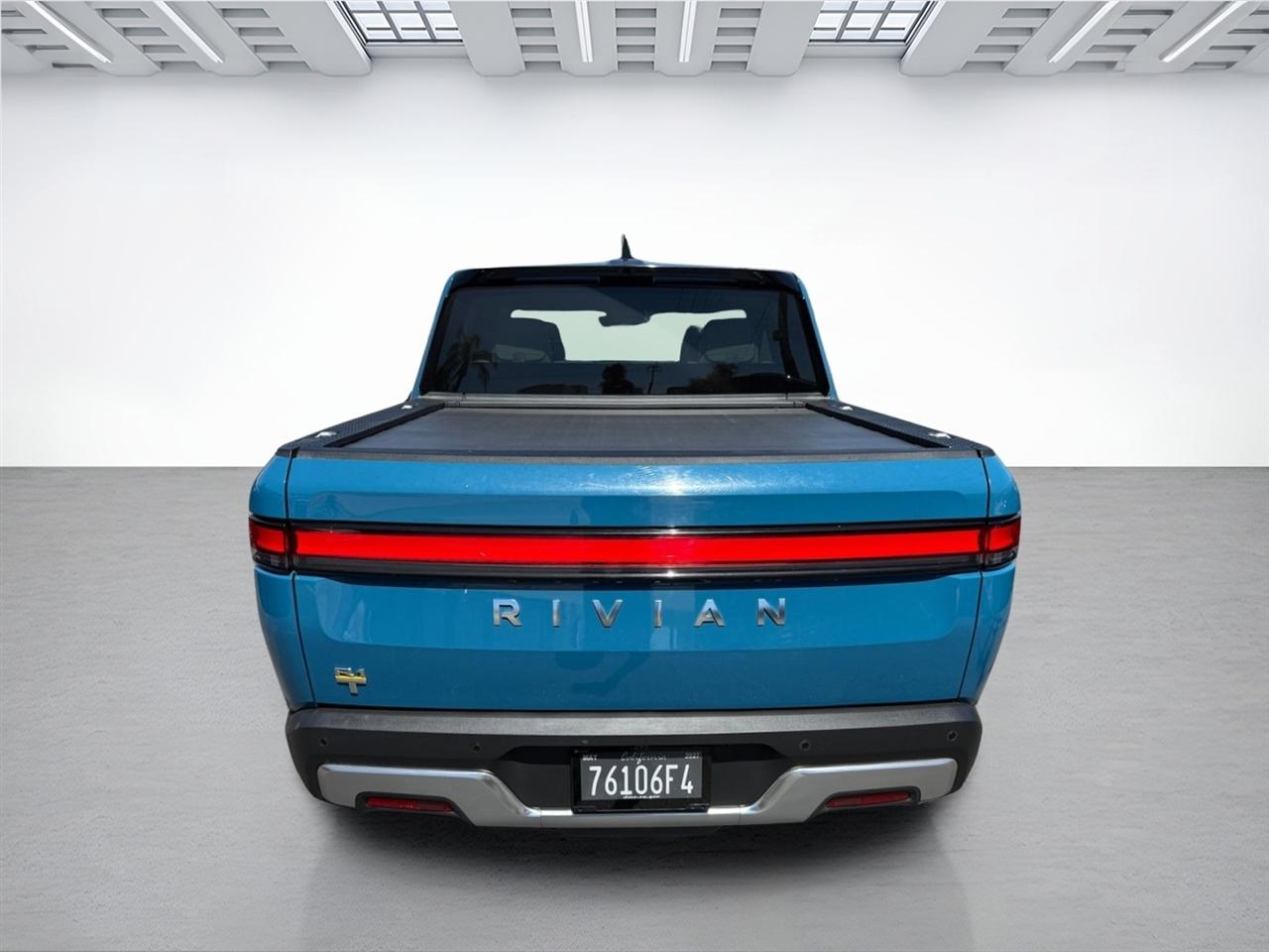 Rivian R1T Adventure 2022