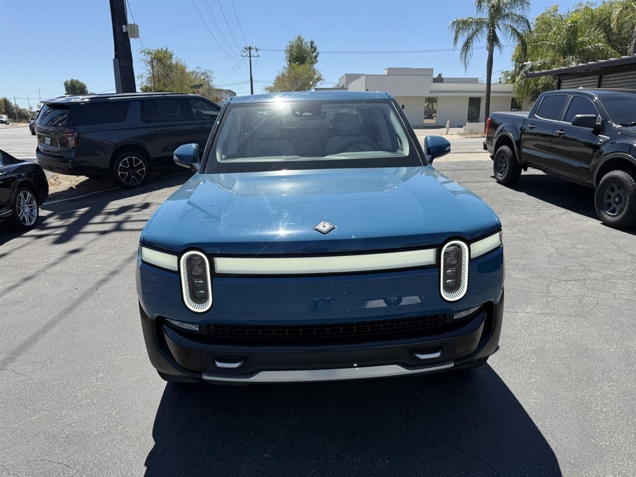 Rivian R1T Adventure 2022