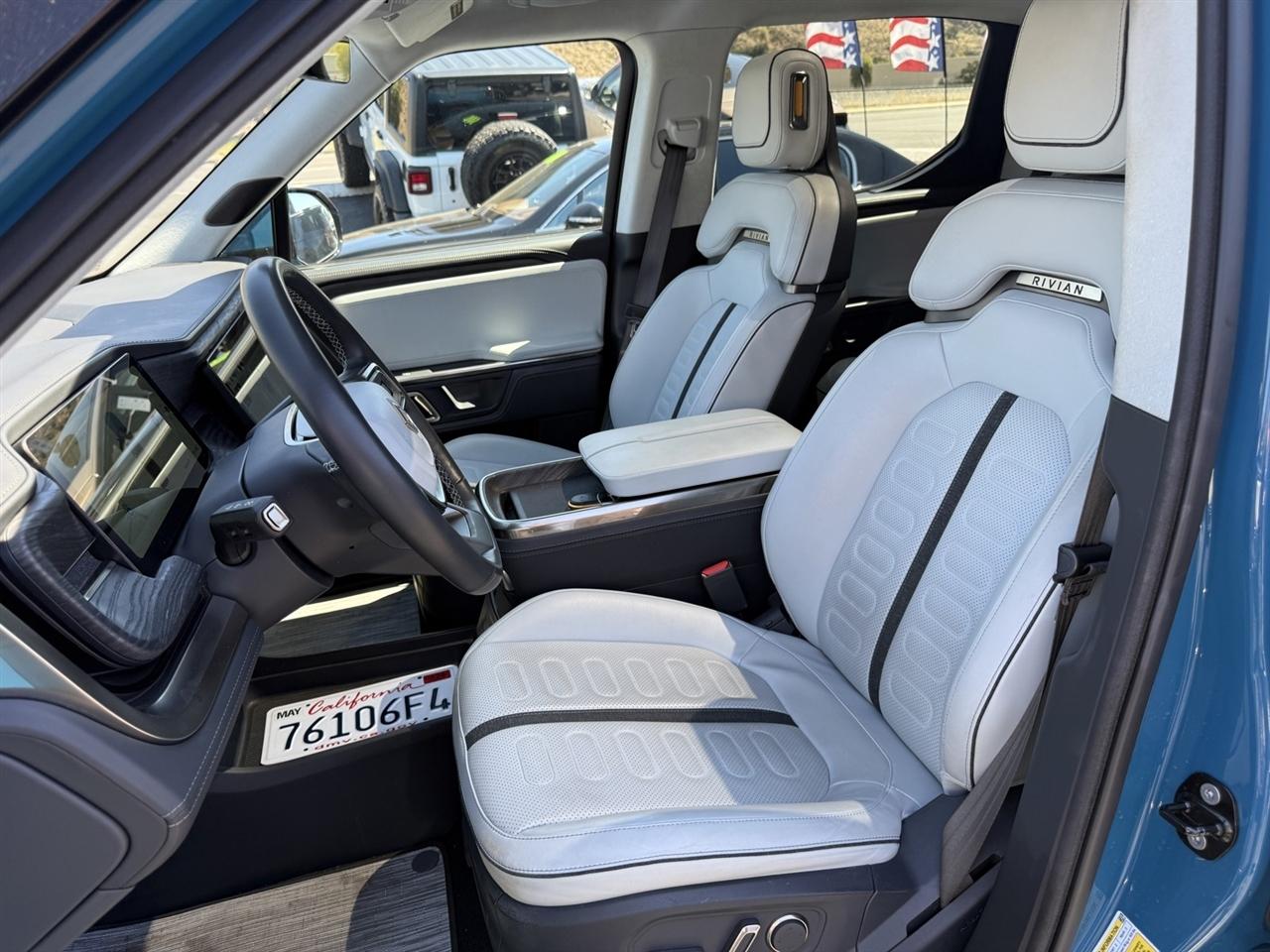 Rivian R1T Adventure 2022