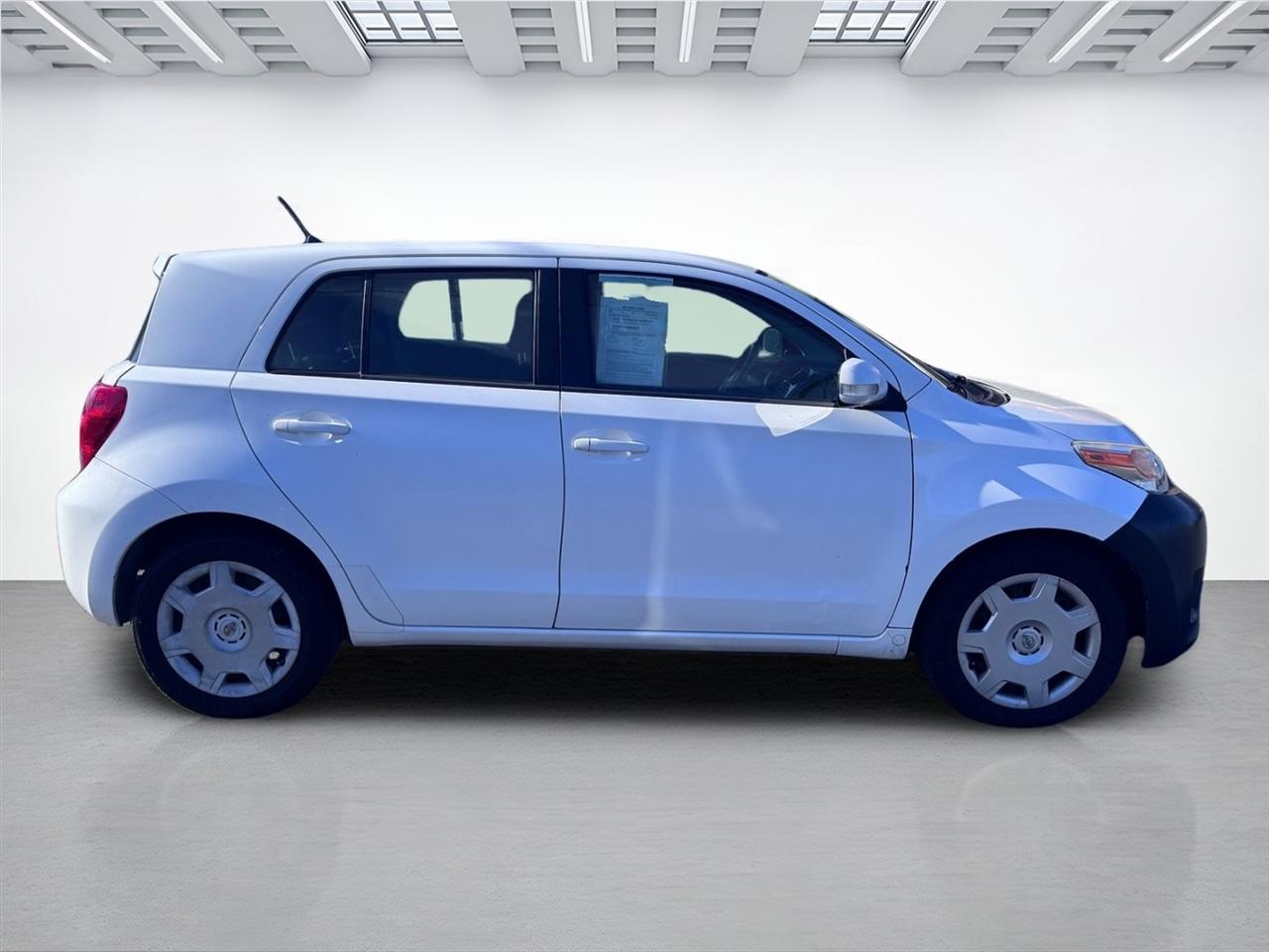 Scion xD  2009
