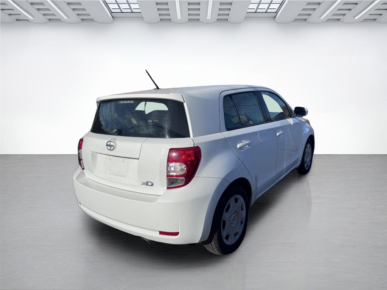 Scion xD  2009