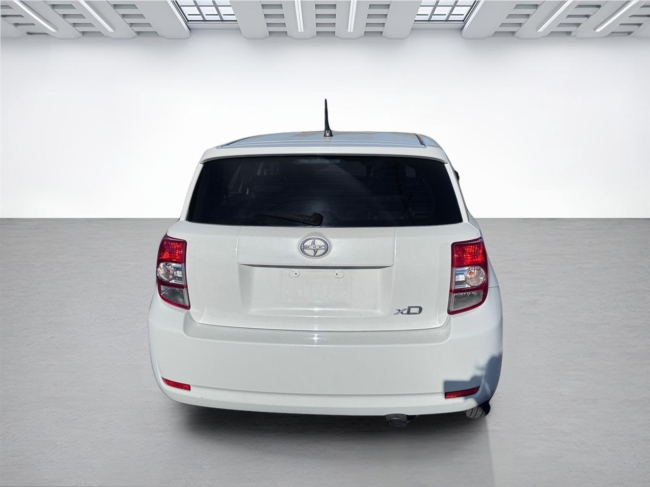 Scion xD  2009