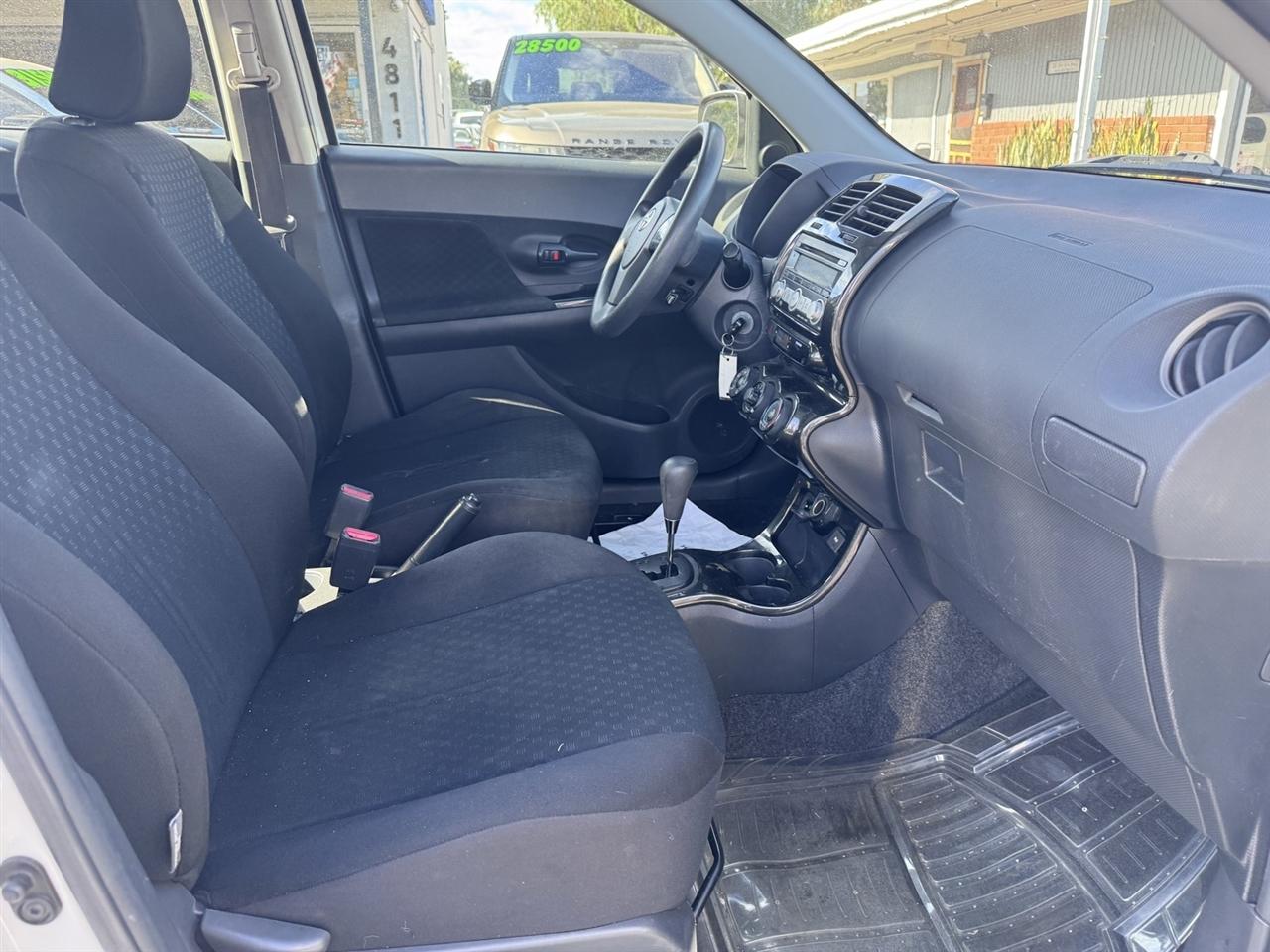 Scion xD  2009