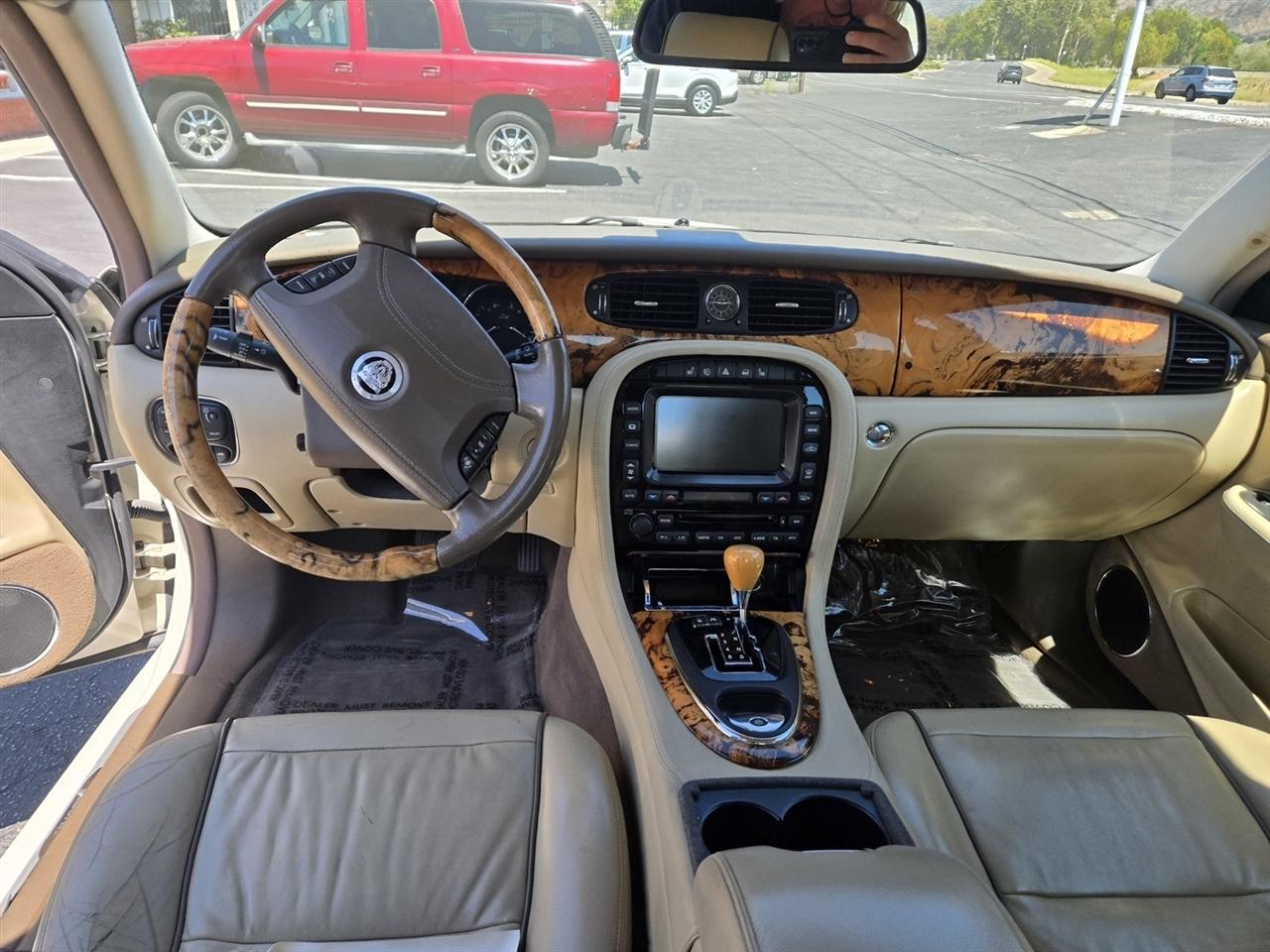 Jaguar XJ  2008
