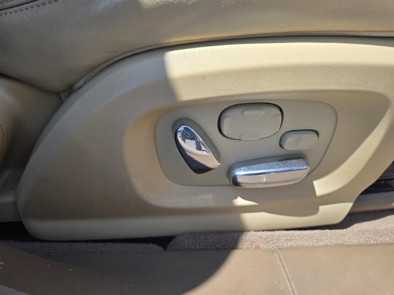 Jaguar XJ  2008