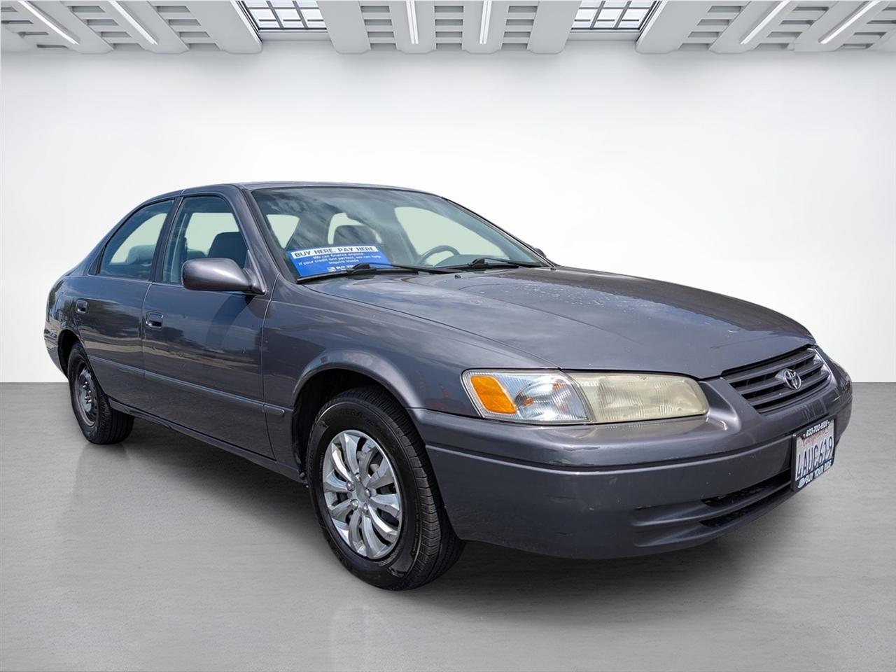 Toyota Camry  1998
